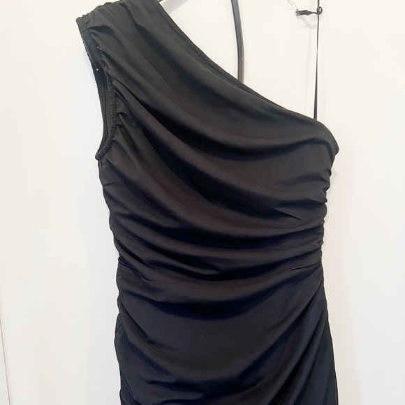 ELLIATT Genie Dress in Black - Picture 6 of 9